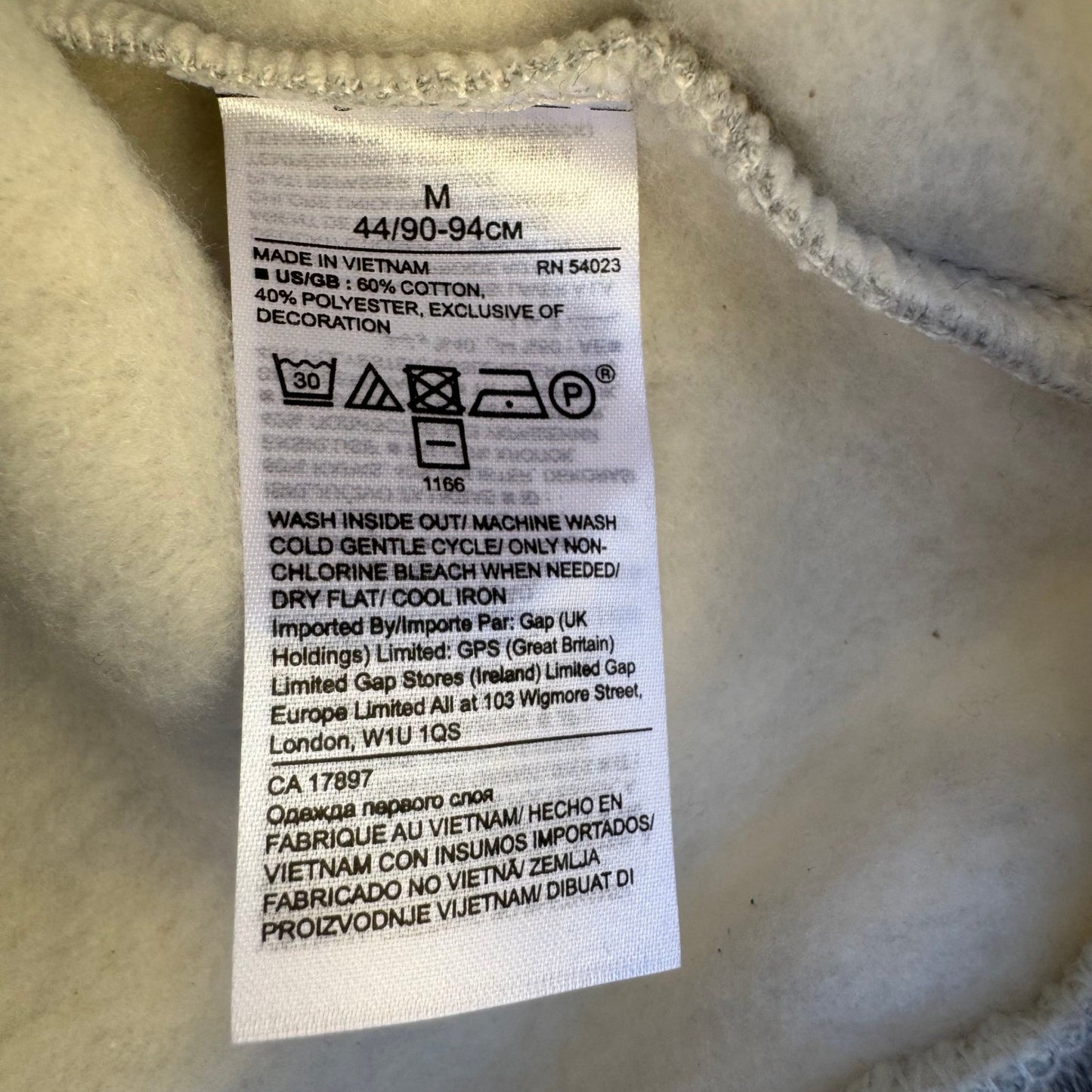 Banana Republic Womens M Heart Patch Crewneck Sweatshirt Heather Gray New Tags