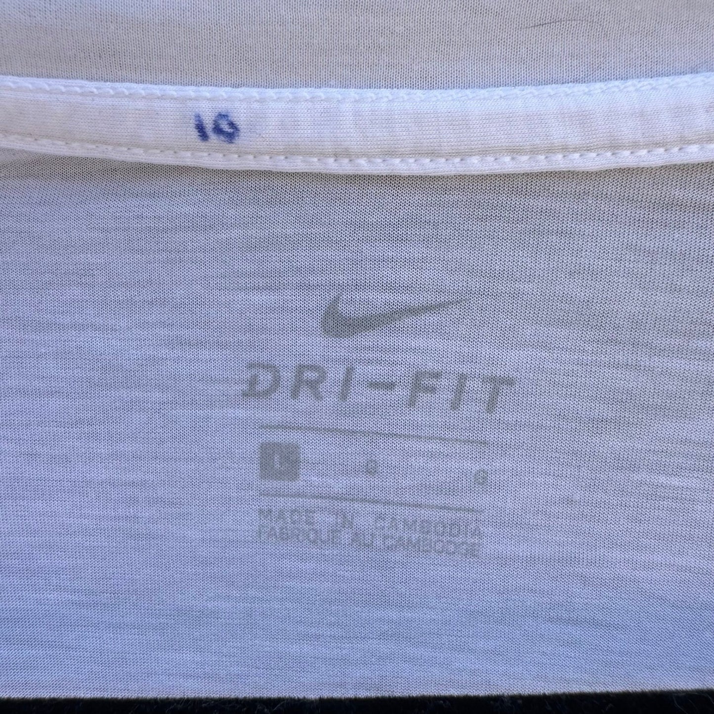 Nike Dri-FIT White Mesh Panel Short Sleeve Training Top Large Relaxed Fit Shirt