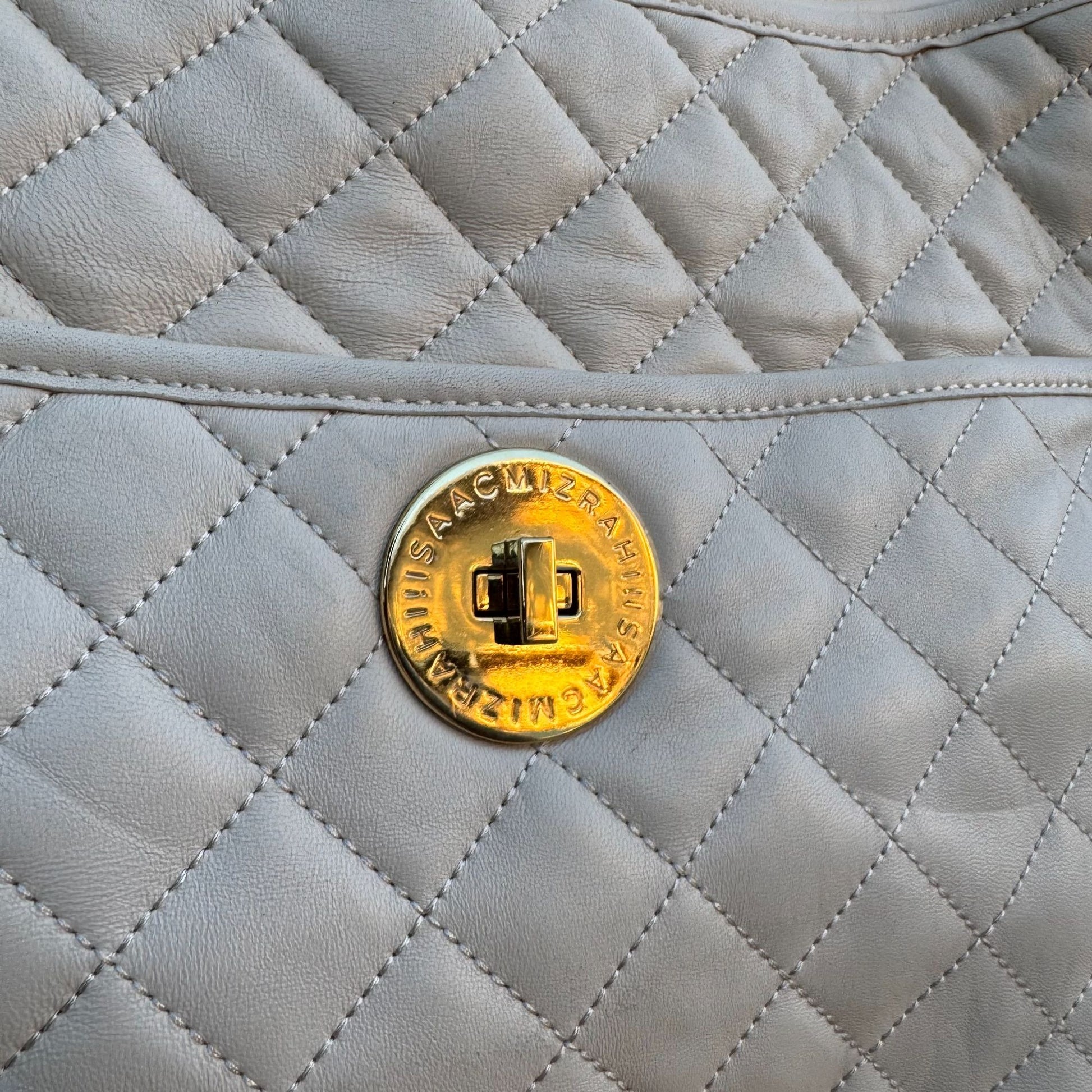 Isaac Mizrahi Quilted Leather Shoulder Bag Tassel Gold Chain Straps Ivory Beige