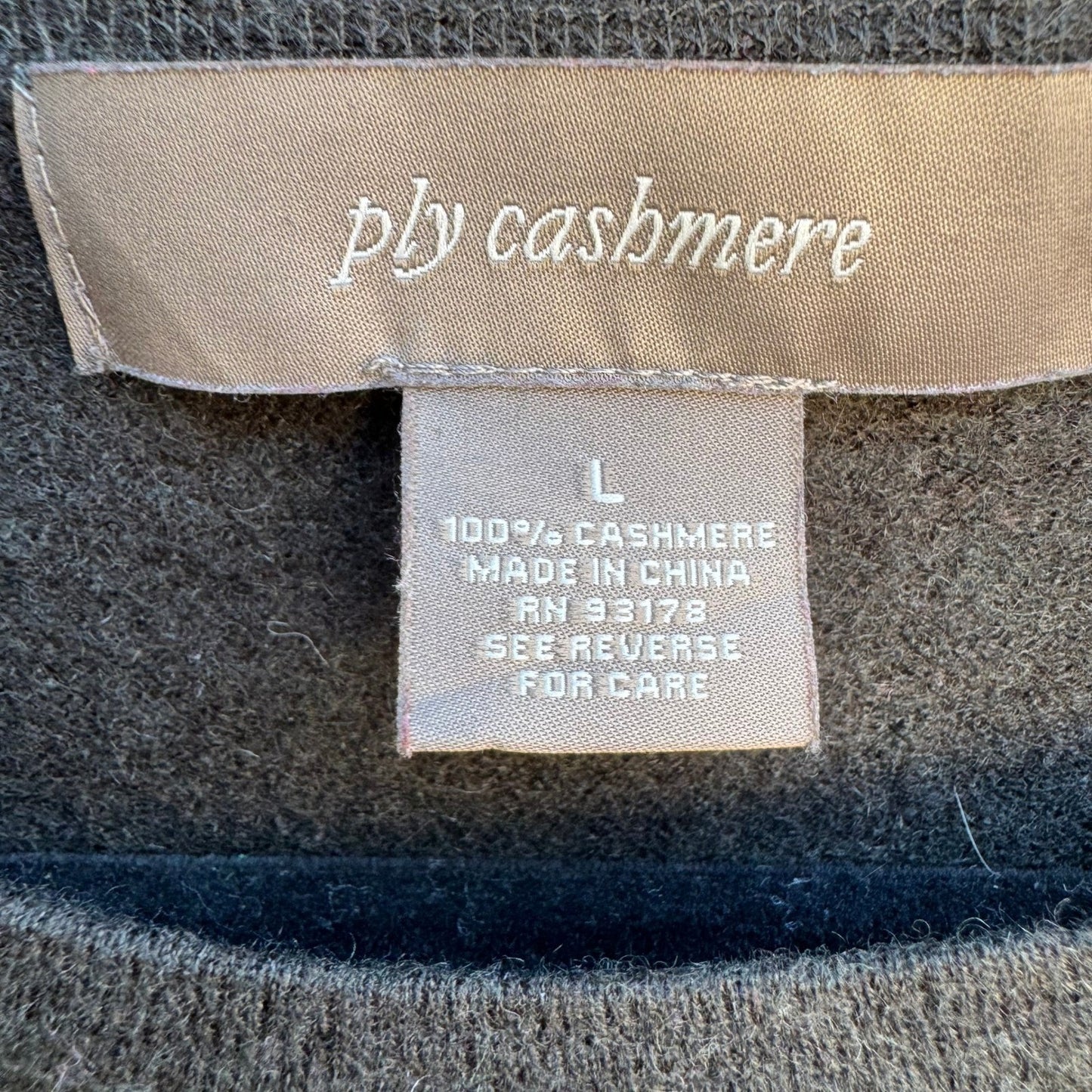 Ply Cashmere Quiet Luxury Minimalist Old Money Soft Girl Preppy Knit Sweater L