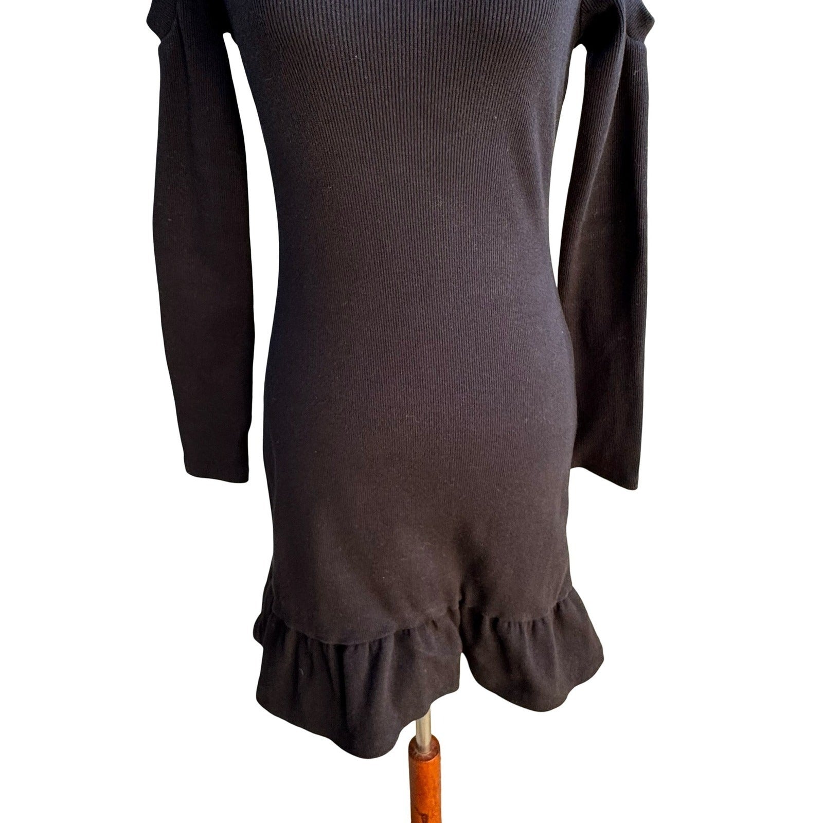 Avec Les Filles Minimalist Cold Shoulder Ribbed Ruffle Bodycon LBD Mini Dress XS