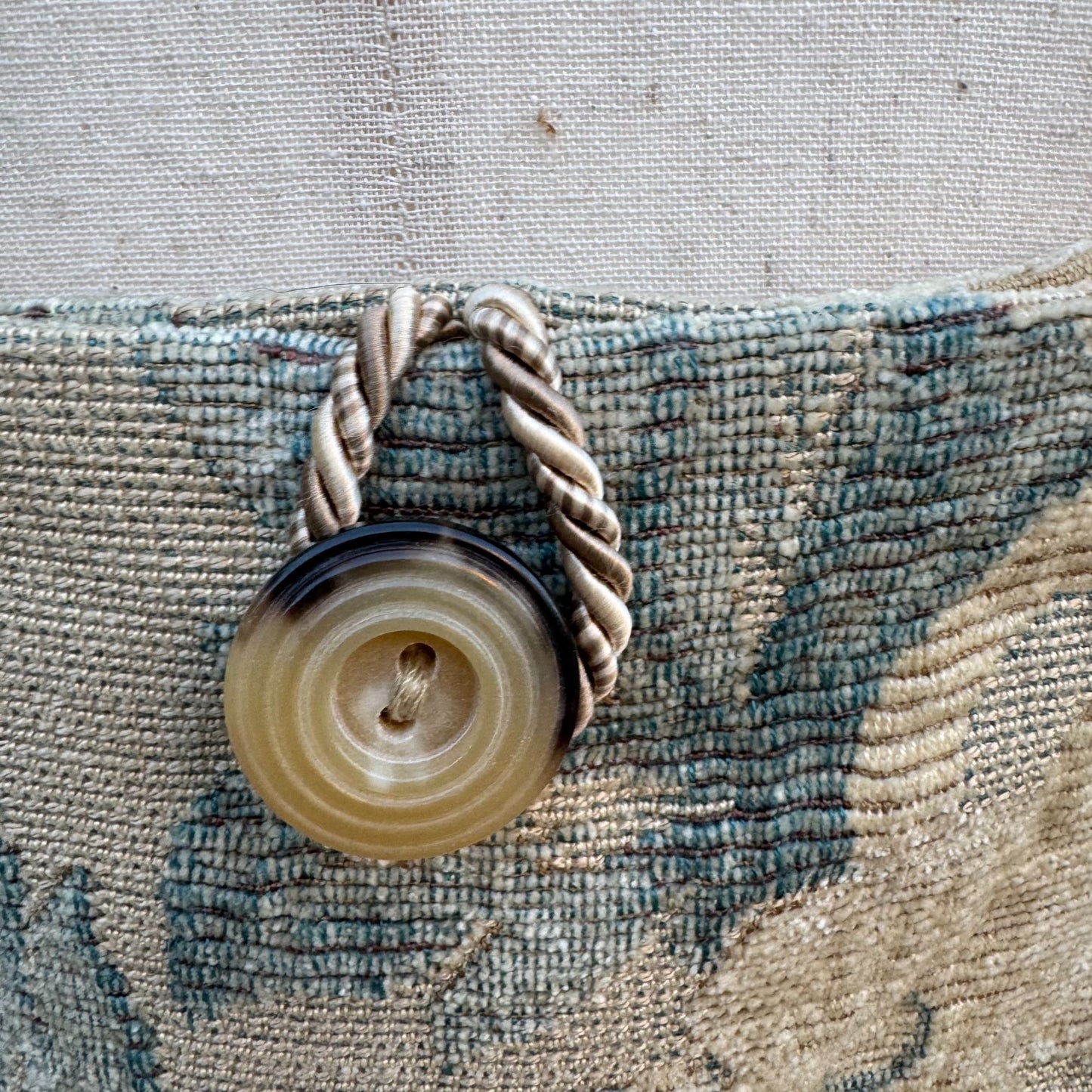 Dorit Collection Vintage Floral Tapestry Shoulder Bag Tortoise Acrylic Chain