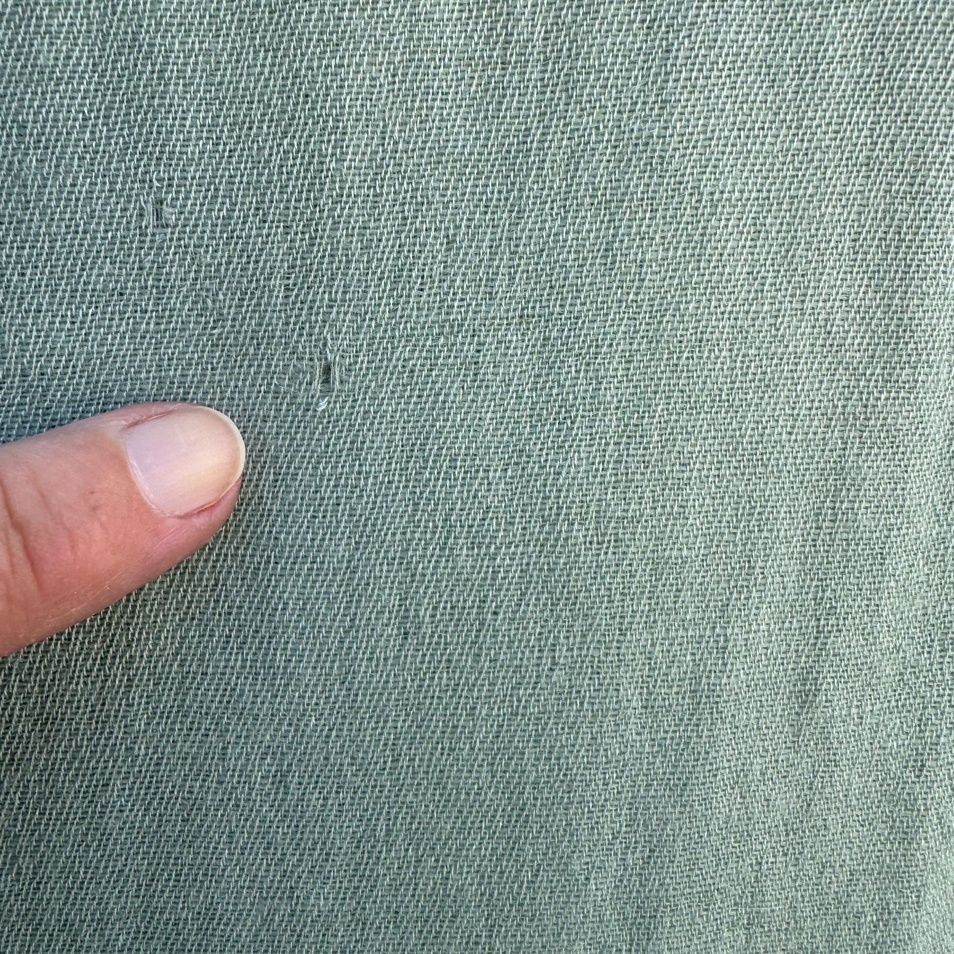 Vintage Cashmere Wool Mint Green Soft Fringe Edges Womens Woven Scarf Wrap Shawl