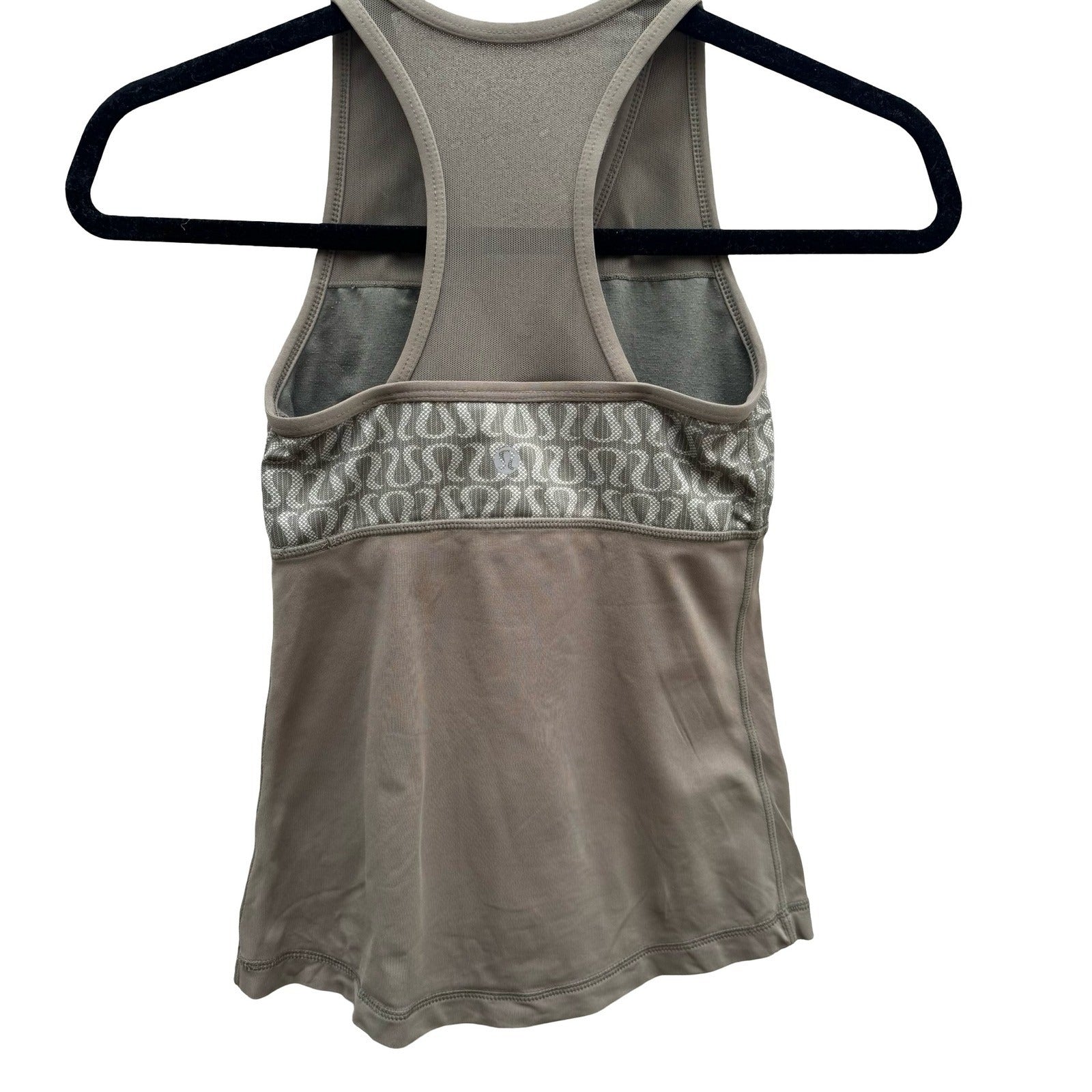 Lululemon Racerback Tank Top V-Neck Shelf Bra Taupe Logo Print 4 Yoga Gorpcore