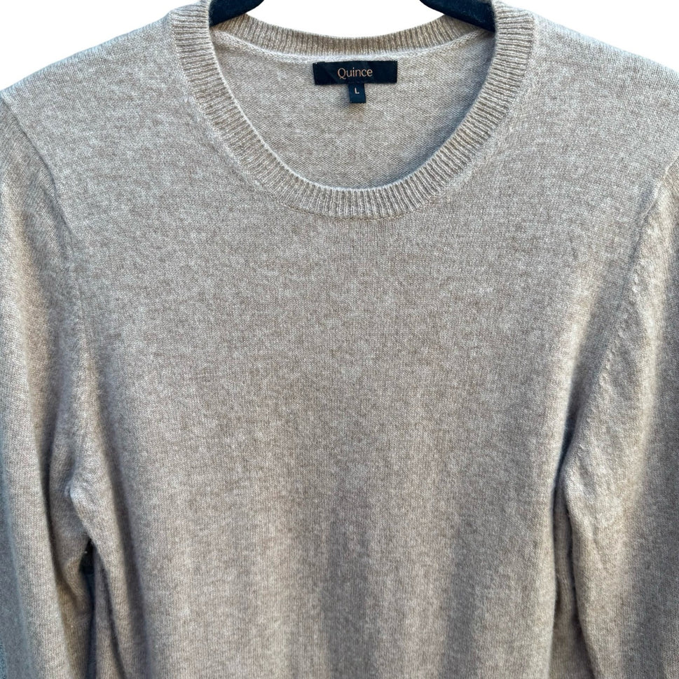 Quince Mongolian Cashmere Quiet Luxury Minimalist Preppy Cozy Sweater Oatmeal L