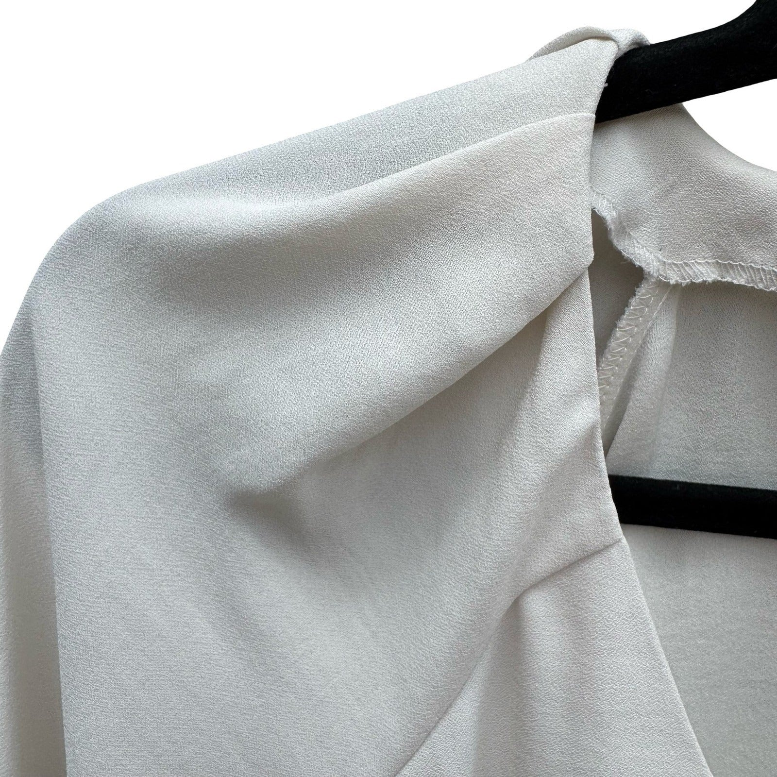 Express Womens S Cream V-Neck Bishop Sleeve Blouse Romantic Coquette Feminine