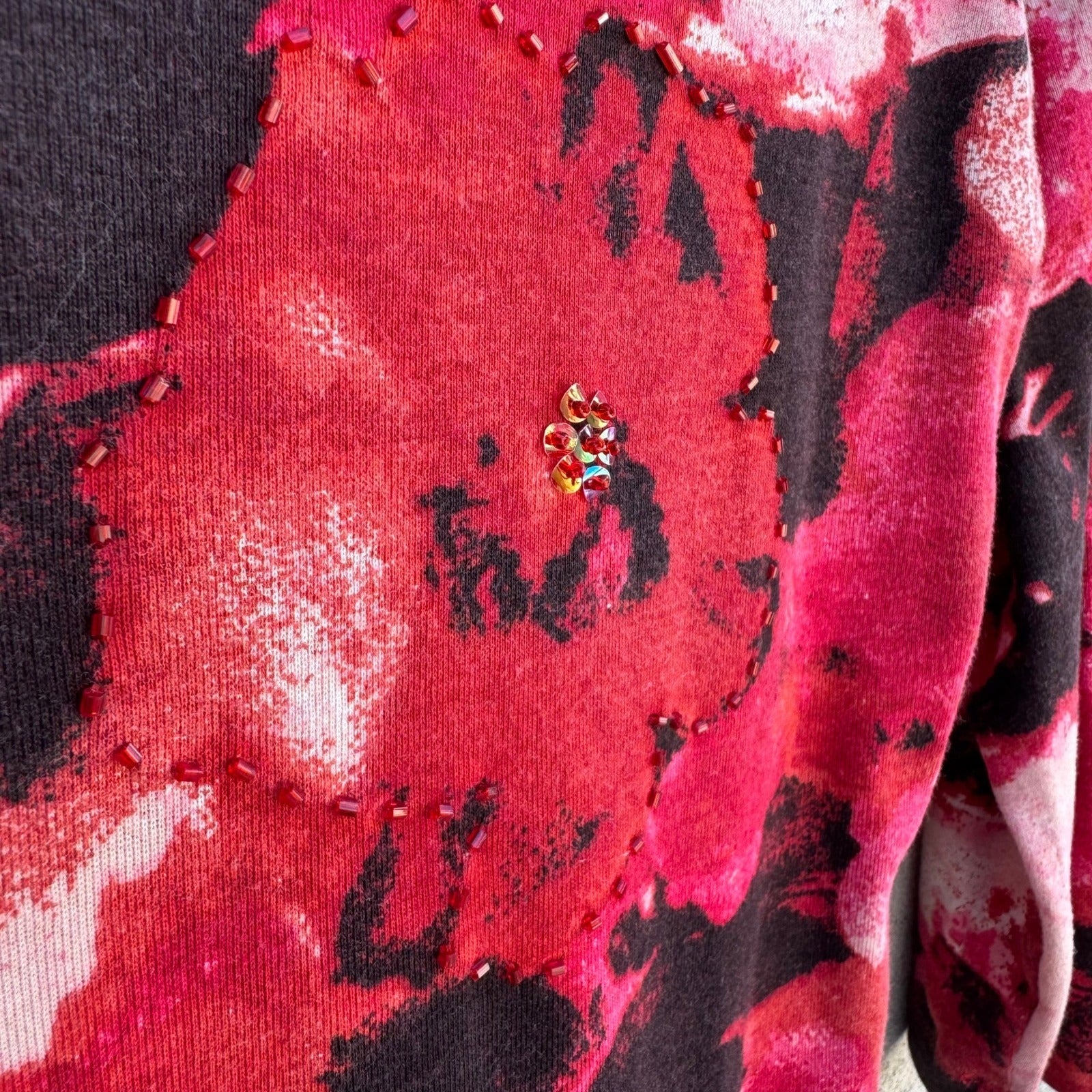 Vintage Y2K Dark Floral Beaded 3/4 Sleeve Scoop Neck Top Red Pink Black Size M