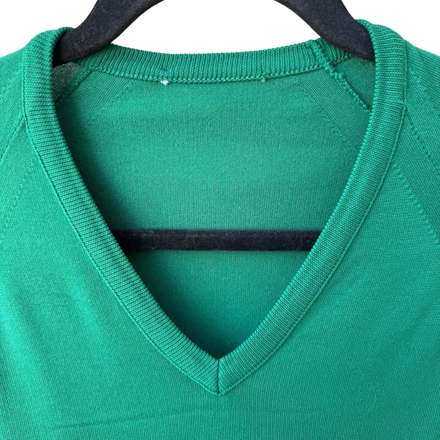 Vintage 70s Emerald Green V-Neck Raglan Sleeve Fine Knit Sweater Womens Small