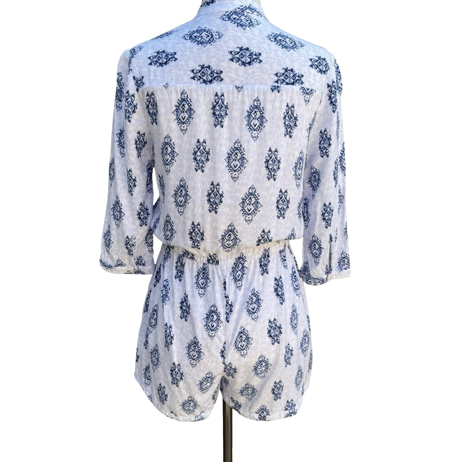 Hollister Blue White Ikat Medallion Button Up Romper S Drawstring Waist Pockets