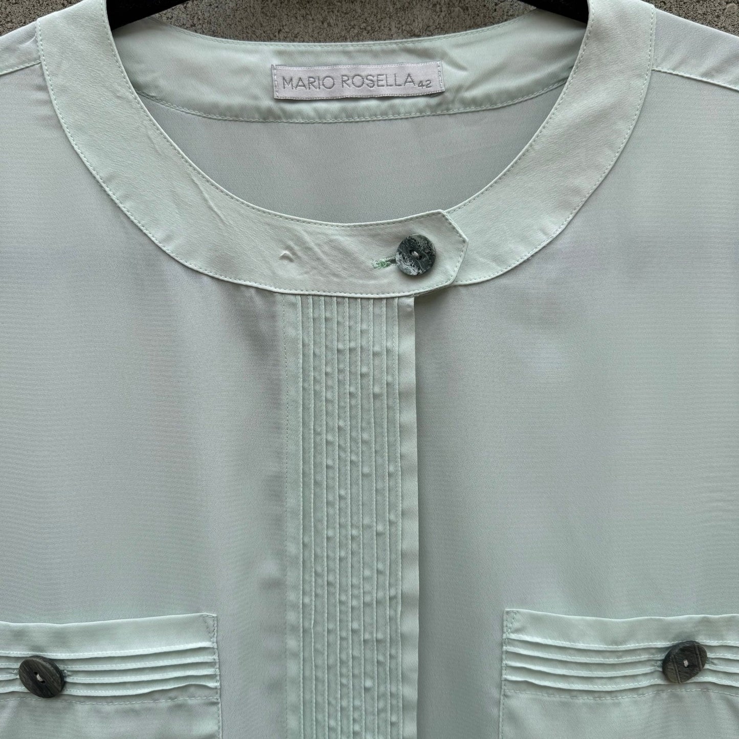 Mario Rosella Pastel Green Pleated Short Sleeve Blouse Collarless Minimalist