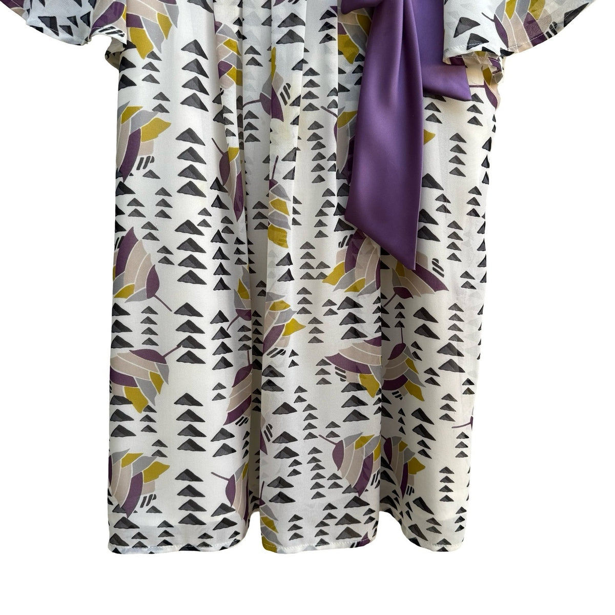 Worthington Whimsigoth Flowy Geometric Bow Neck Flutter Sleeve Blouse Purple M